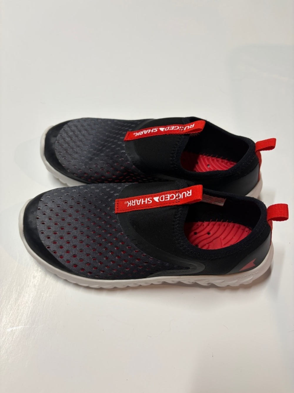 Rugged Shark Water Shoes Slip On Aqua Swim Beach Shoes Youth Size 3 Black - Picture 4 of 6